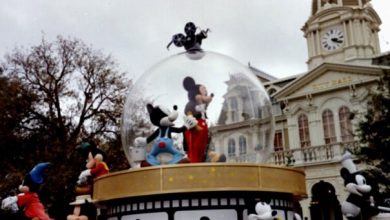 Disney Carnival with Mickey & Minnie Mouse - Emma Purcell 2004